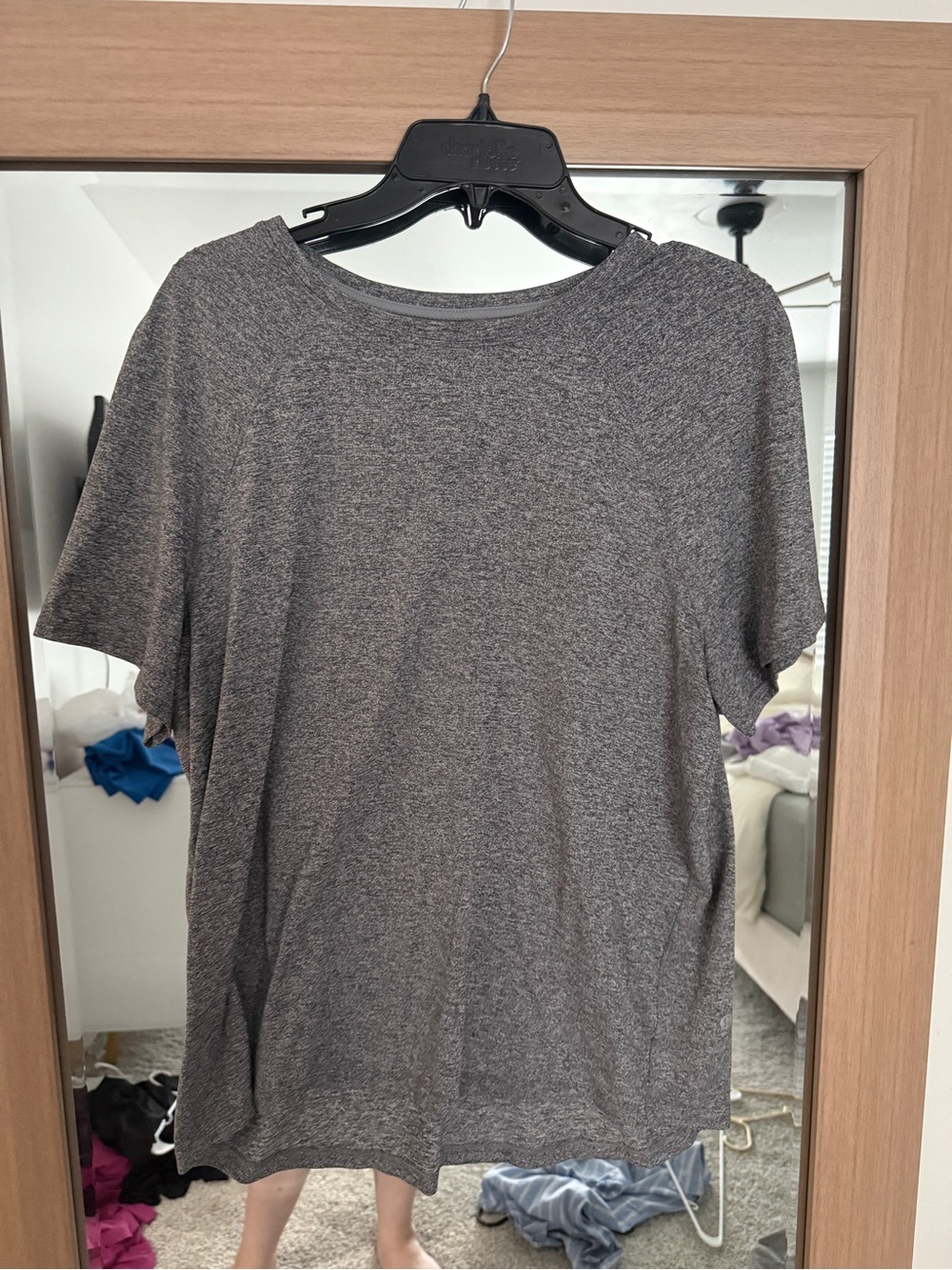 Lululemon workout top